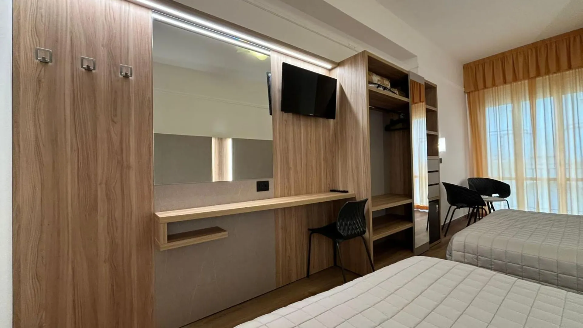 Hotel Cobalto Rimini 3*,  Italie